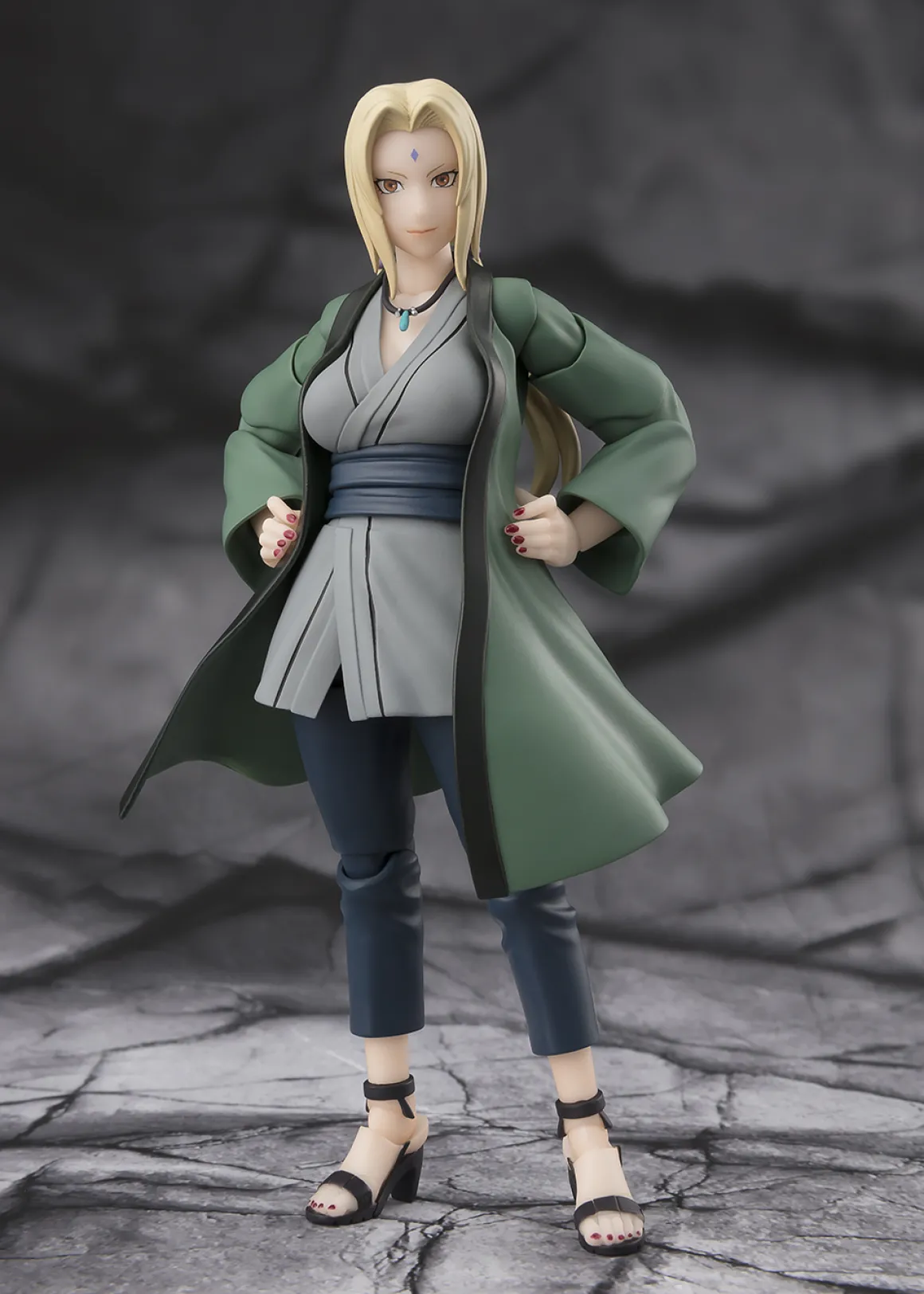 Naruto - Tsunade S.H.Figuarts Figure (The Legendary Medical Ninja Ver.)