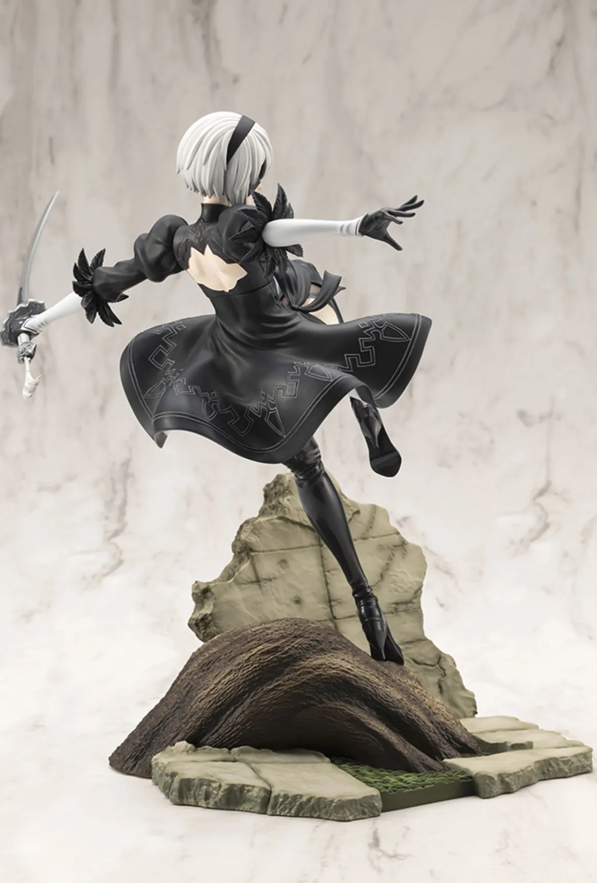 NieR:Automata Ver1.1a - 2B ARTFX J 1/8 Scale Figure