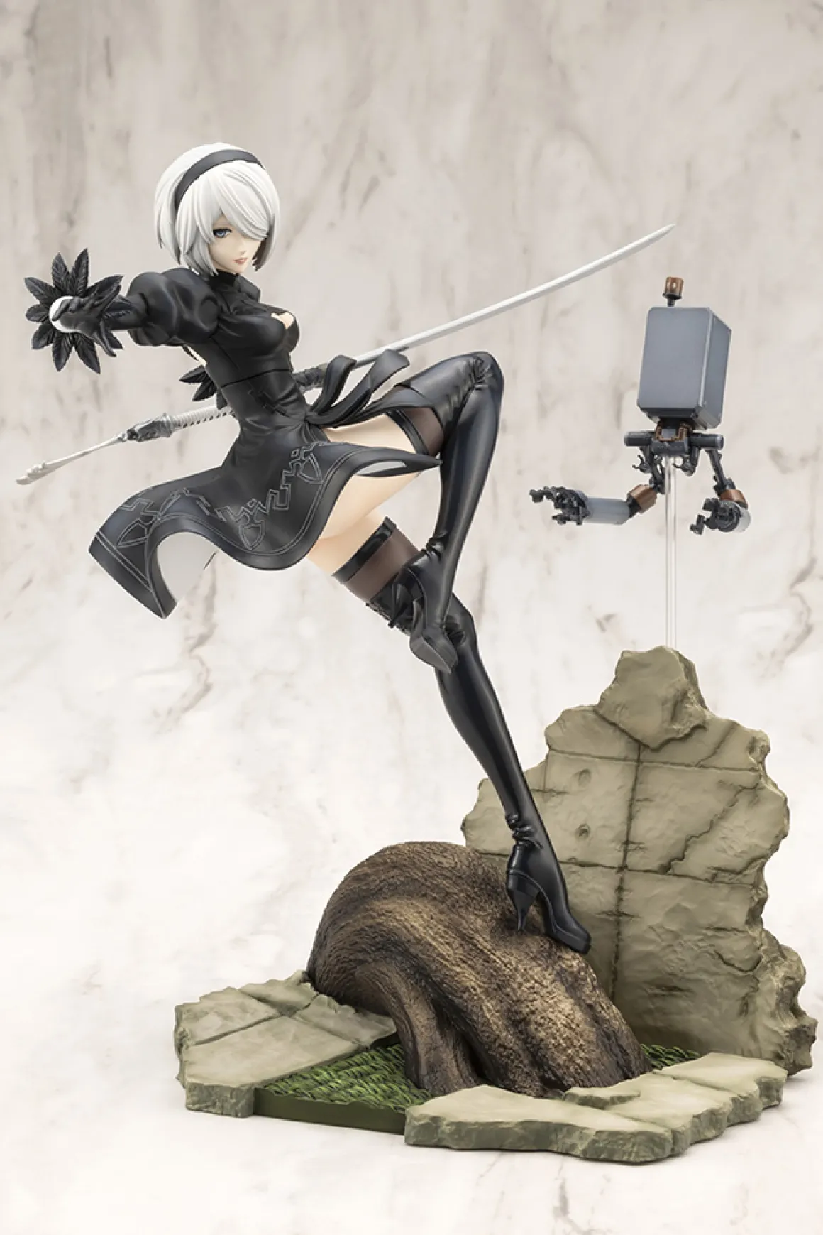 NieR:Automata Ver1.1a - 2B ARTFX J 1/8 Scale Figure