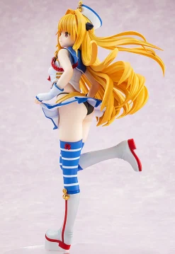 To Love Ru Darkness - Golden Darkness 1/7 Scale Figure (Breezy Seaside Ver.)